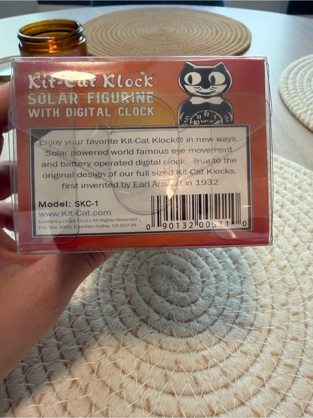 Solar Kit-Cat Digital Alarm Clock - Picture 4 of 4